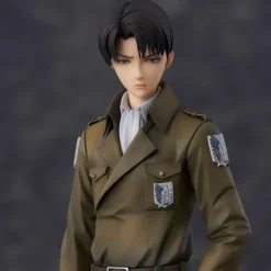 Attack on Titan - Levi Statue / Coat Style Version: Union Creative