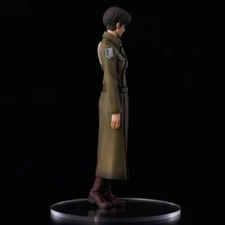 Attack on Titan - Levi Statue / Coat Style Version: Union Creative