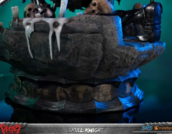 Beserk - Skull Knight Statue: First 4 Figures