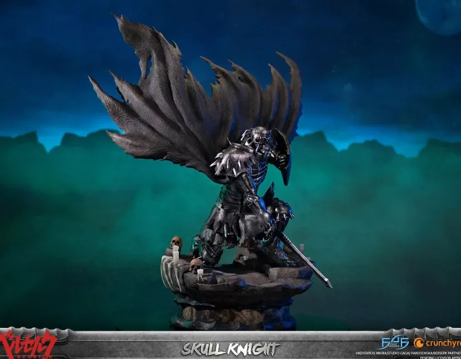Beserk - Skull Knight Statue: First 4 Figures