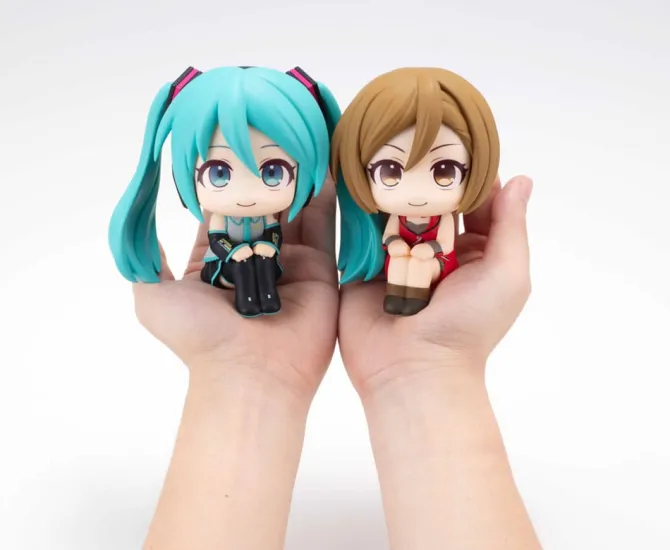 Character Vocal Series 01: - Miku & Meiko Set / Look Up (with gift): MegaHouse
