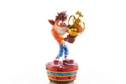 Crash Team Racing Nitro-Fueled - Crash Bandicoot Statue (Winner): First 4 Figures