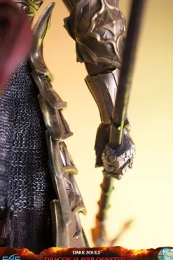 Dark Souls - Drachentöter Ornstein Statue: First 4 Figures