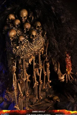 Dark Souls - Gravelord Nito Statue: First 4 Figures