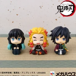 Demon Slayer Kimetsu no Yaiba - Rengoku Kyojuro Statue / Look Up (with gift): MegaHouse