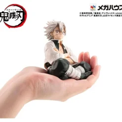 Demon Slayer Kimetsu no Yaiba - Shinazugawa-san Statue / Palm Size: MegaHouse