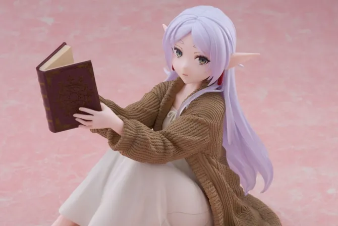Frieren: Beyond Journey's End - Frieren Statue / Desktop Cute Figure - Roomwear: Taito Prize