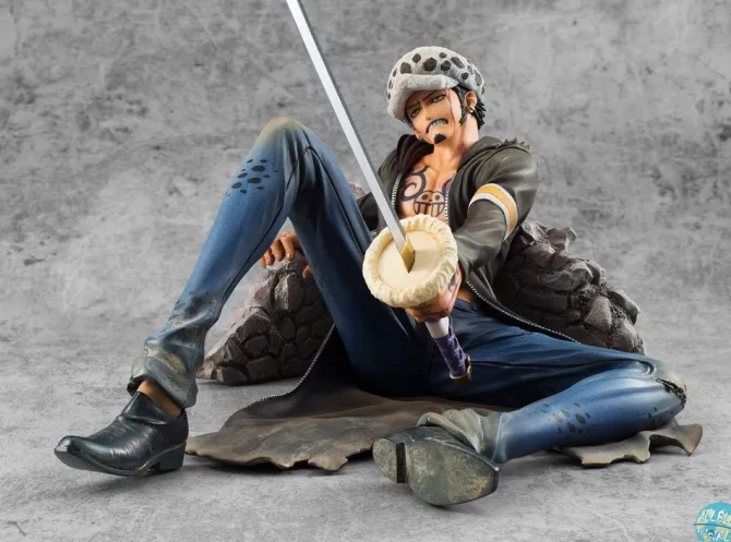 One Piece - Trafalgar Law Statue - P.O.P Excellent Model / VS Version Limited Edition: MegaHouse