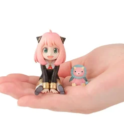 Spy x Family - Anya Forger Statue / Palm Size: MegaHouse