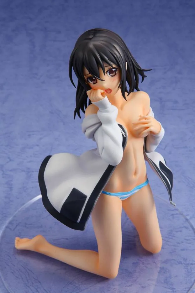 Strike the Blood - Yukina Himeragi Statue: Kadokawa