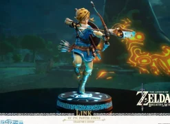 The Legend of Zelda Breath of the Wild - Link Statue / Collector's Edition: First 4 Figures