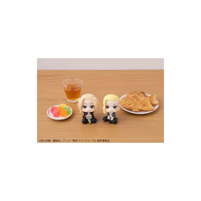 Tokyo Revengers - Ken Ryuguji Statue / Look Up: MegaHouse