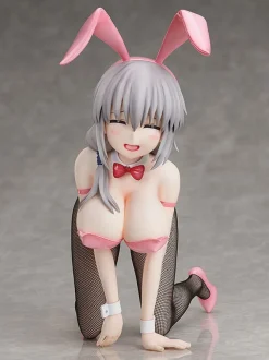 Uzaki-chan Wants to Hang Out! - Tsuki Uzaki Statue / Bunny Version: FREEing