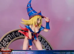 Yu-Gi-Oh! - Dark Magician Girl Statue / Vibrant Edition: First 4 Figures