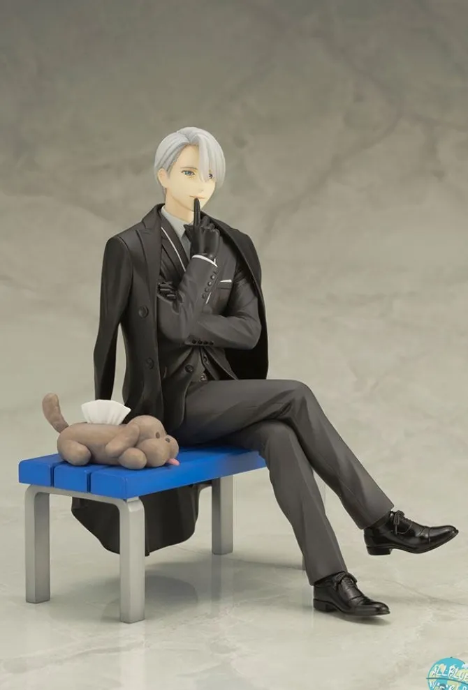 Yuri!!! on Ice - Victor Nikiforov Statue - ARTFX J: Kotobukiya